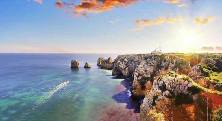 PArty Algarve Image boat sunset views