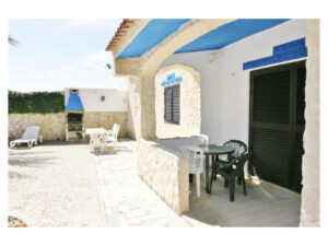 12 Bed Villa 3 3 Annex.002