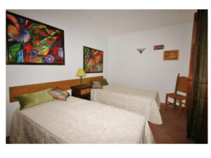 12 Bed Villa 3 3 Annex.005