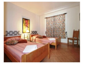 12 Bed Villa 3 3 Annex.007